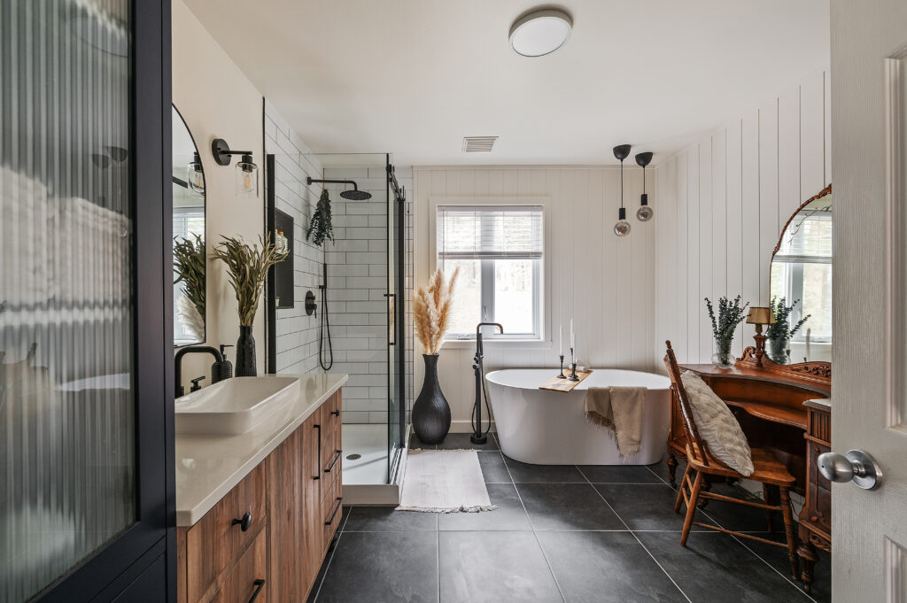Salle de bain farmhouse moderne